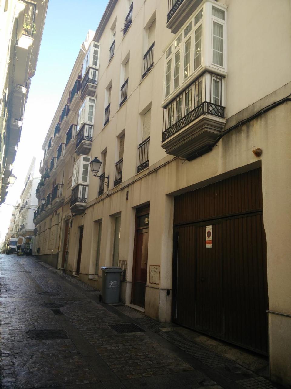 Apartamento El Patio De Canovas Cadiz Bagian luar foto